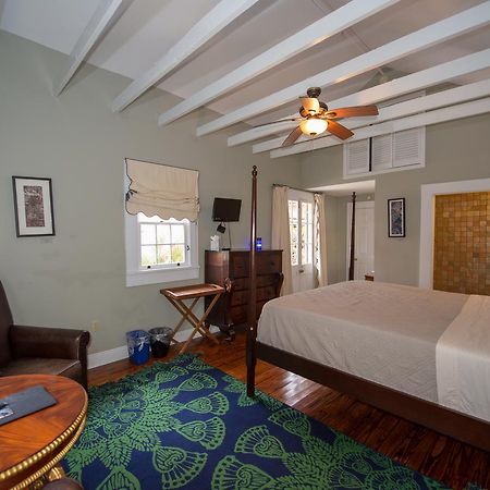 Maison De Macarty Bed & Breakfast Ню Орлиънс Екстериор снимка