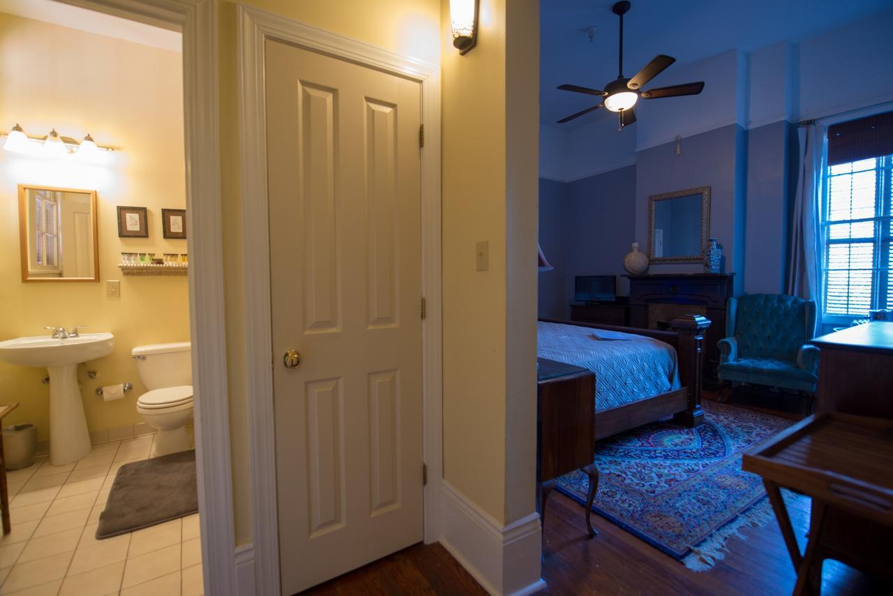 Maison De Macarty Bed & Breakfast Ню Орлиънс Екстериор снимка