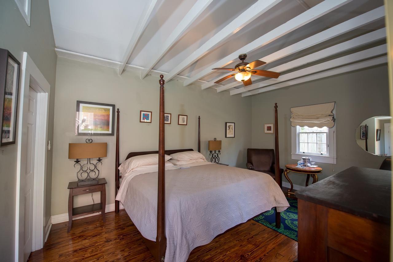 Maison De Macarty Bed & Breakfast Ню Орлиънс Екстериор снимка