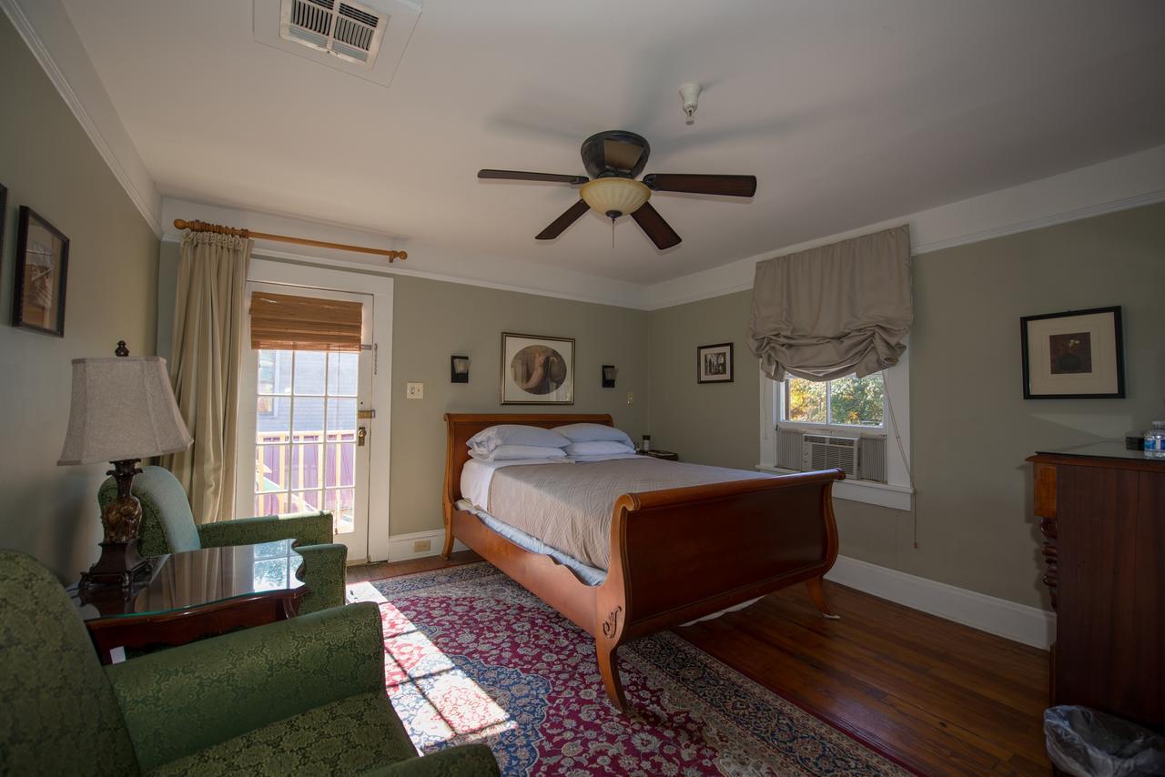 Maison De Macarty Bed & Breakfast Ню Орлиънс Екстериор снимка