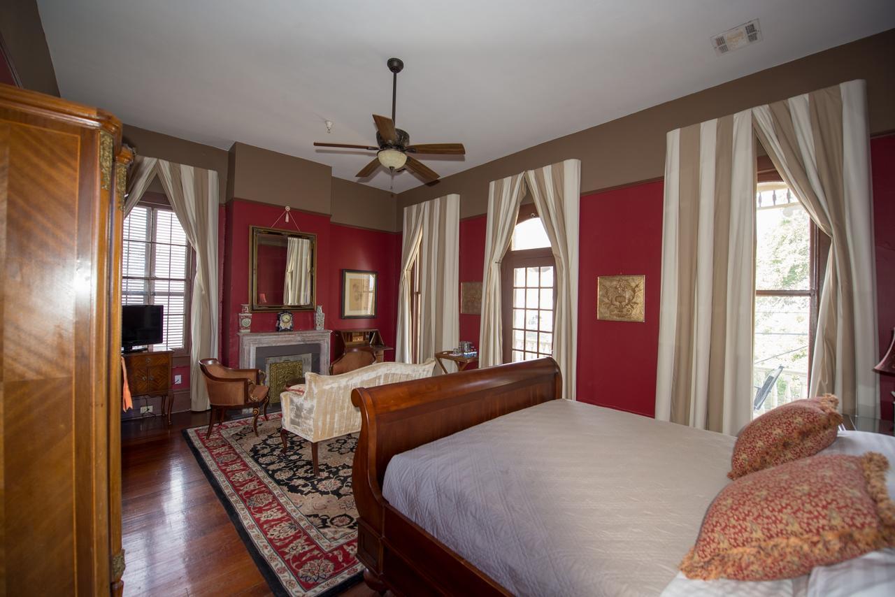 Maison De Macarty Bed & Breakfast Ню Орлиънс Екстериор снимка