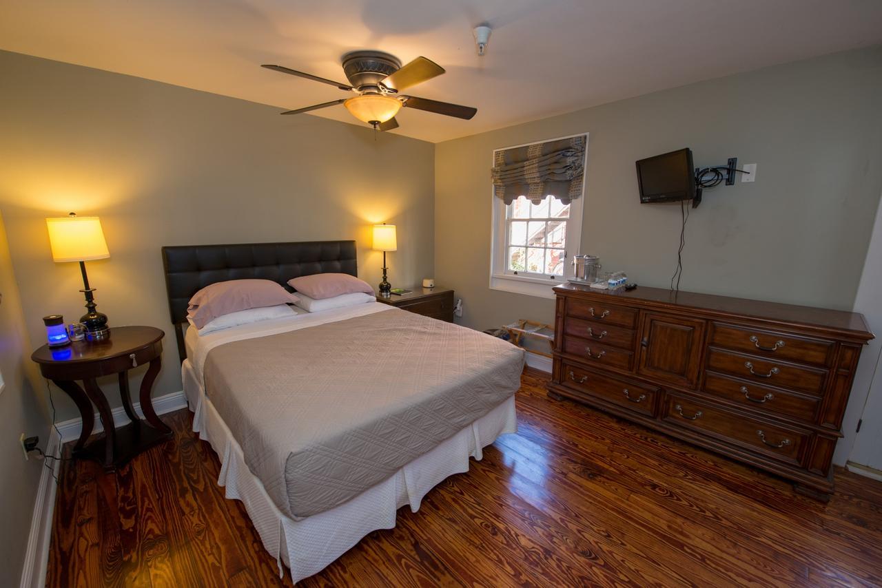 Maison De Macarty Bed & Breakfast Ню Орлиънс Екстериор снимка